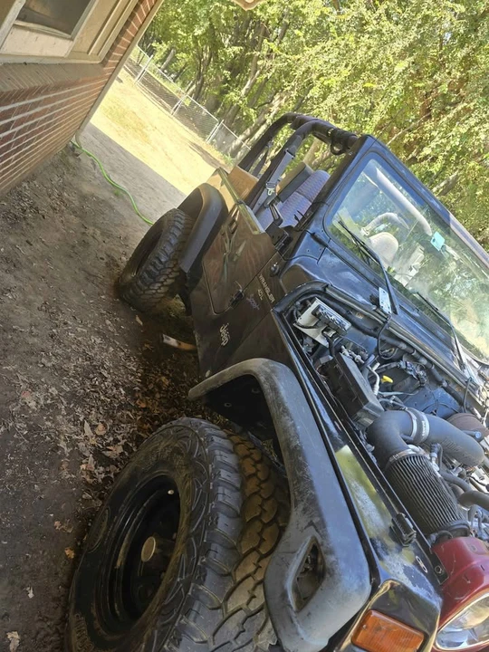 2000 Jeep TJ Wrangler - Image 4 of 11
