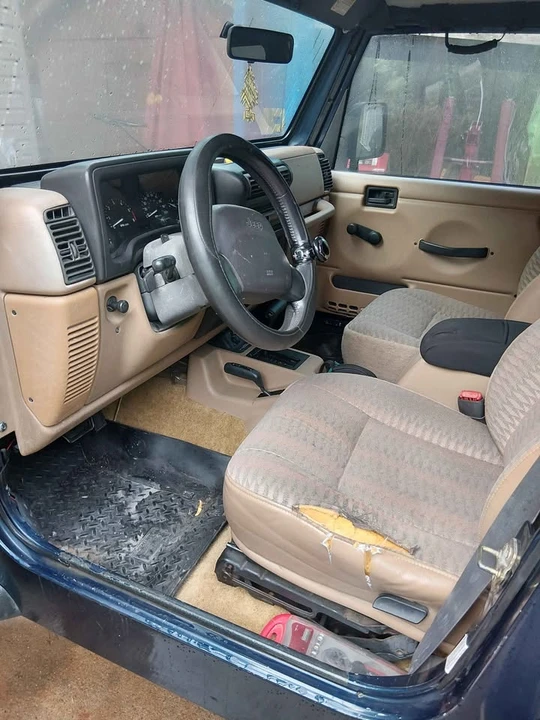 2000 Jeep TJ Wrangler - Image 4 of 12