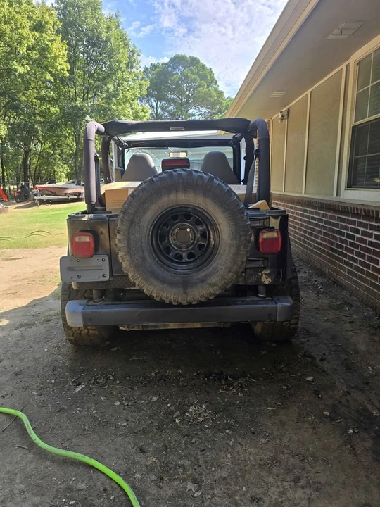 2000 Jeep TJ Wrangler - Image 3 of 11