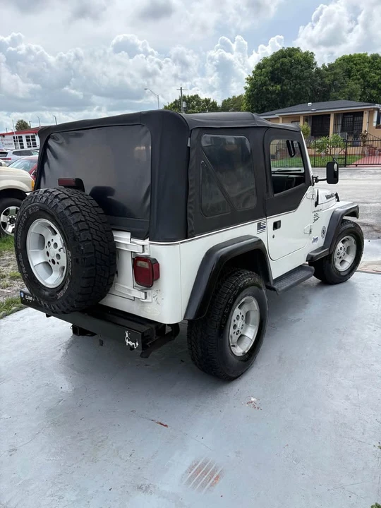 2000 Jeep TJ Wrangler - Image 4 of 9