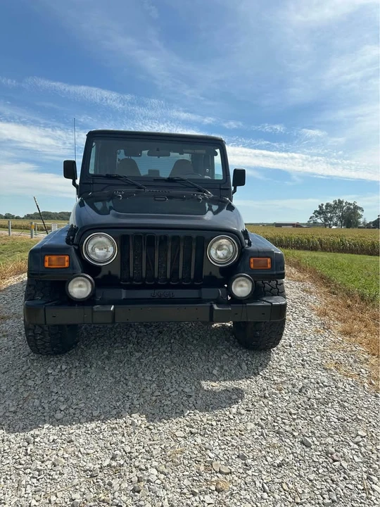 2000 Jeep TJ Wrangler - Image 4 of 5