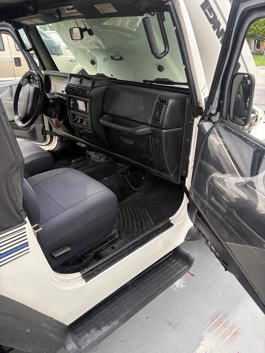 2000 Jeep TJ Wrangler - Image 7 of 9