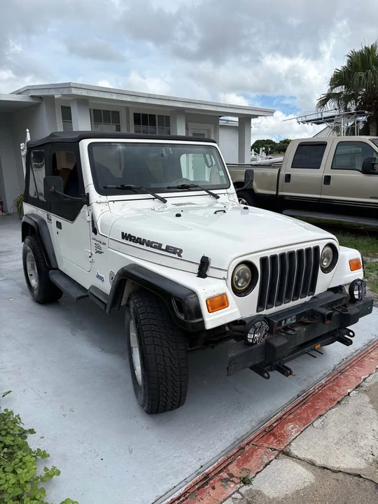 2000 Jeep TJ Wrangler - Image 3 of 9
