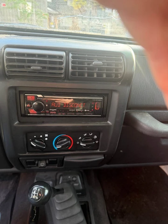 2000 Jeep TJ Wrangler - Image 11 of 11