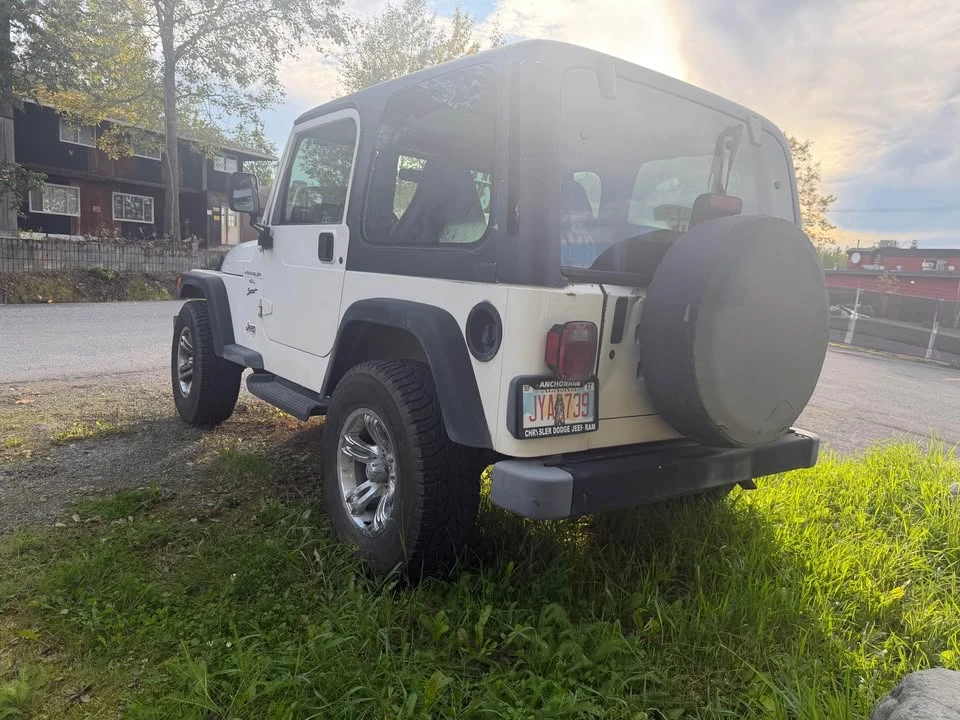 2000 Jeep TJ Wrangler - Image 4 of 11