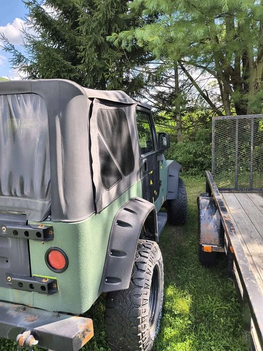 2000 Jeep TJ Wrangler - Image 2 of 9