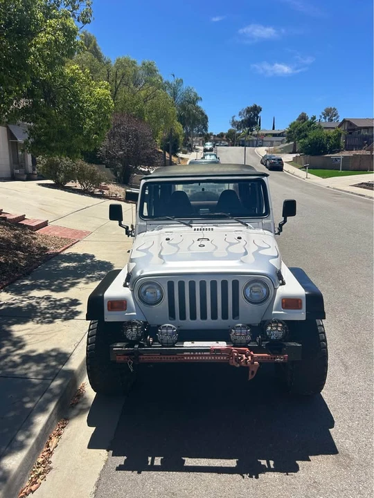 2000 Jeep TJ Wrangler - Image 2 of 7