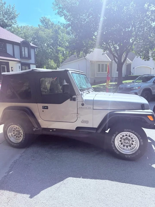 2000 Jeep TJ Wrangler - Image 4 of 14