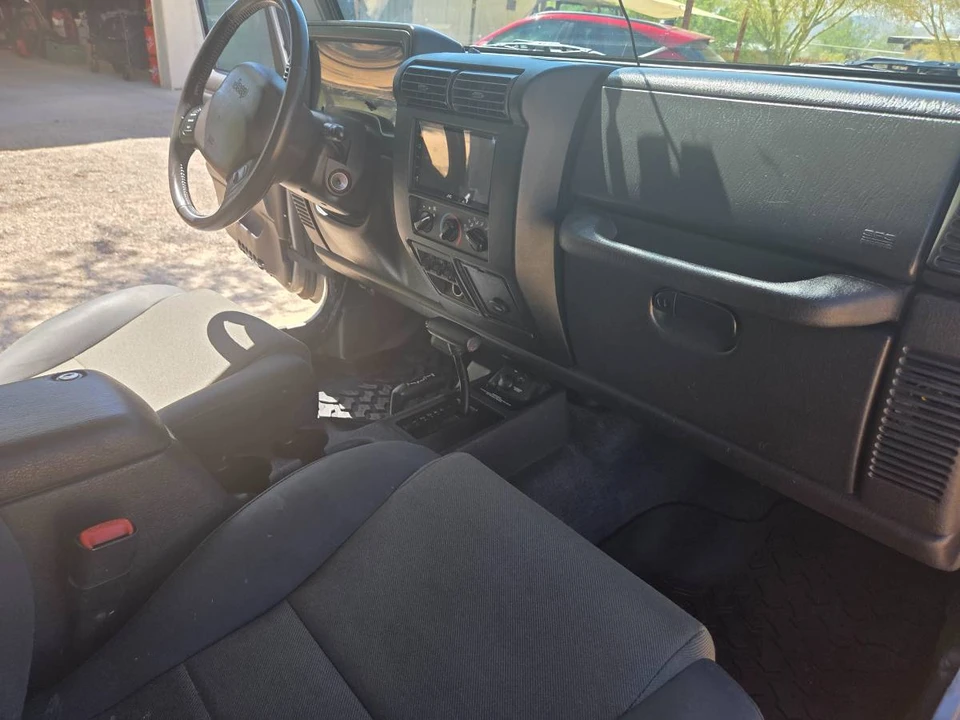 2000 Jeep TJ Wrangler - Image 7 of 11