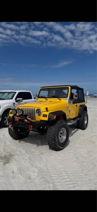2000 Jeep TJ Wrangler - Image 2 of 12