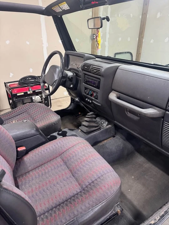 2000 Jeep TJ Wrangler - Image 5 of 17