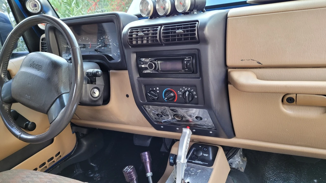 2000 Jeep TJ Wrangler - Image 17 of 21