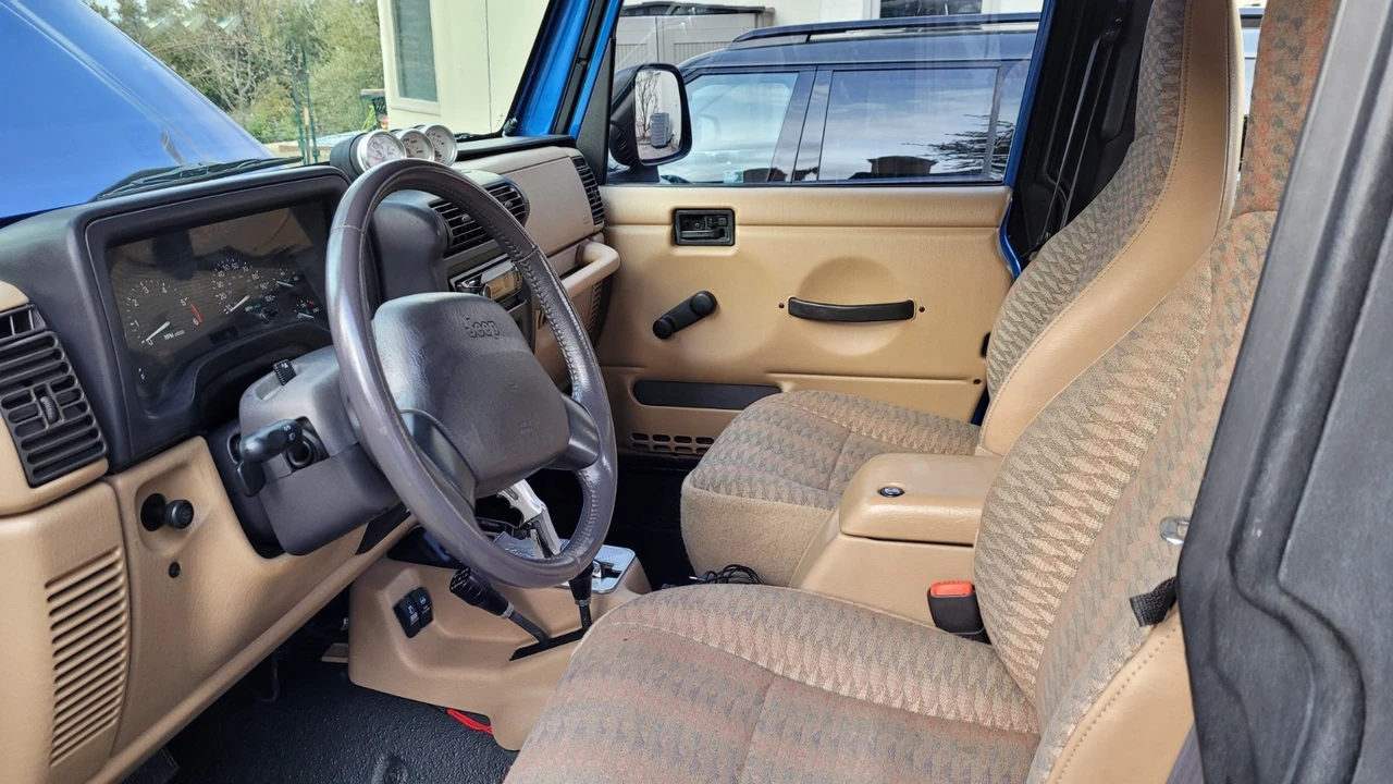 2000 Jeep TJ Wrangler - Image 11 of 21