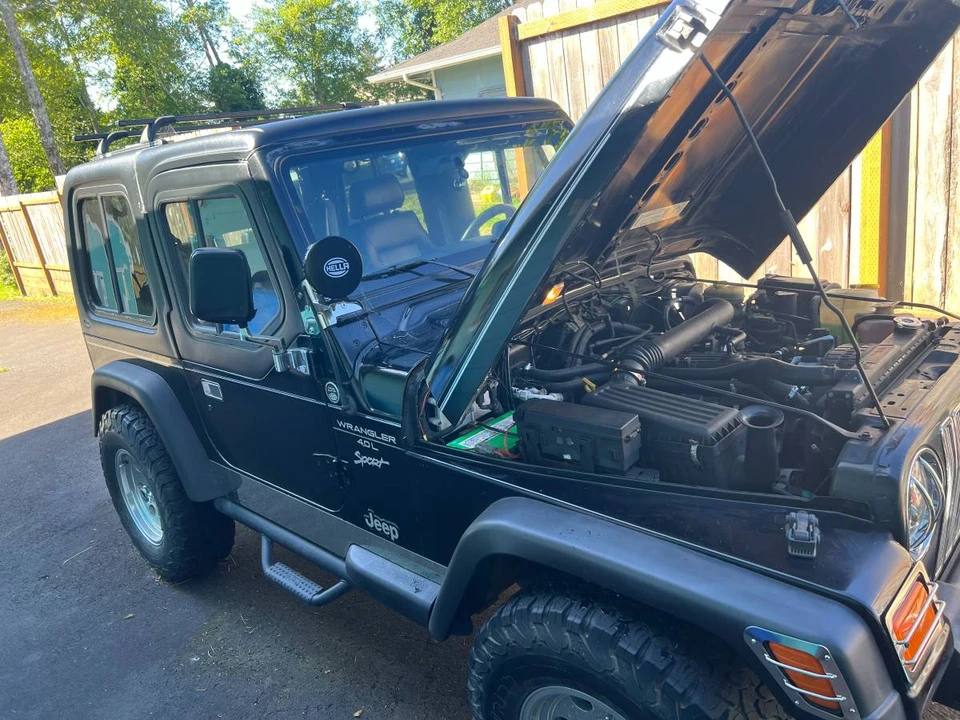 2000 Jeep TJ Wrangler - Image 10 of 15