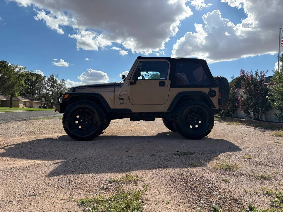2000 Jeep TJ Wrangler - Image 4 of 15