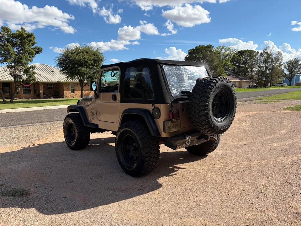 2000 Jeep TJ Wrangler - Image 3 of 15
