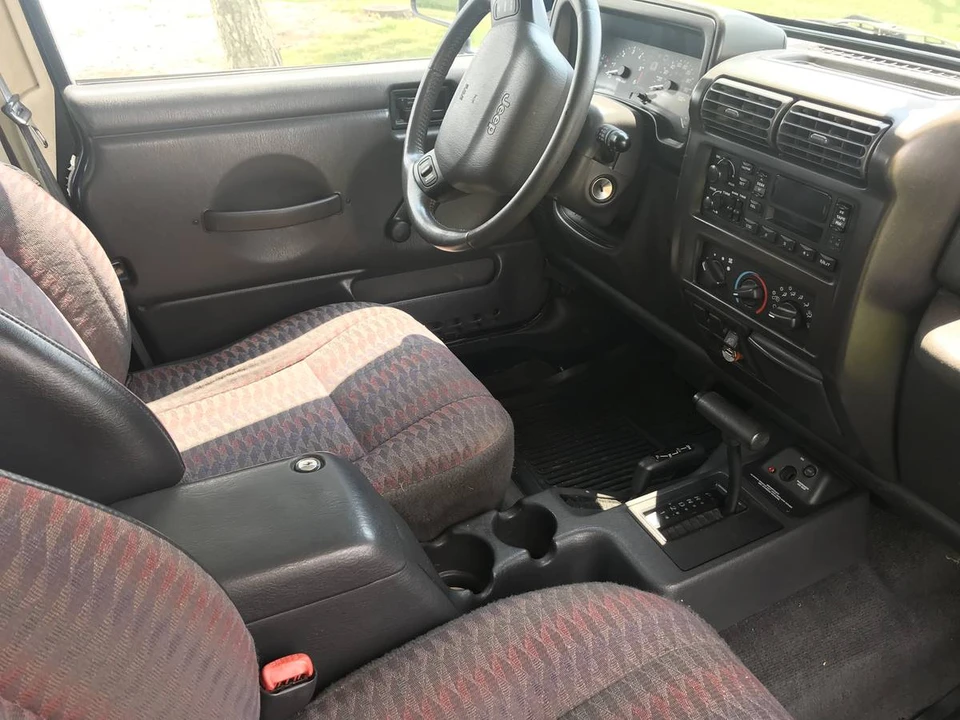 2000 Jeep TJ Wrangler - Image 3 of 12