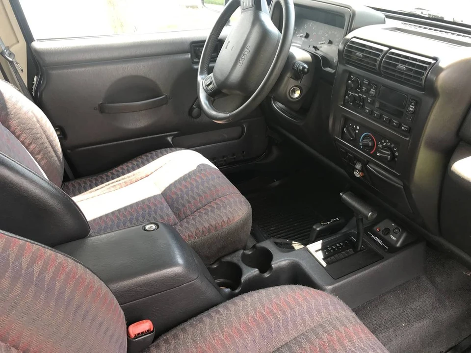 2000 Jeep TJ Wrangler - Image 11 of 12