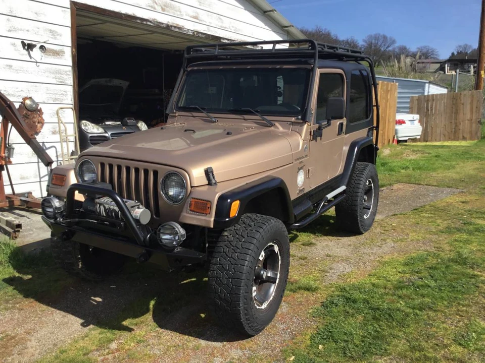 2000 Jeep TJ Wrangler - Image 2 of 4