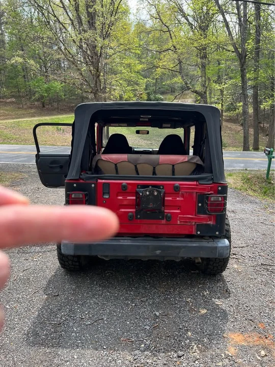 2000 Jeep TJ Wrangler - Image 3 of 3