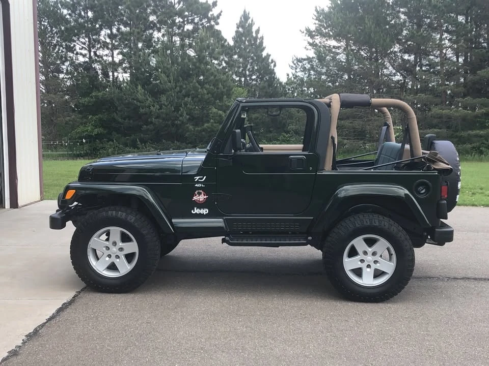 2000 Jeep TJ Wrangler - Image 2 of 4