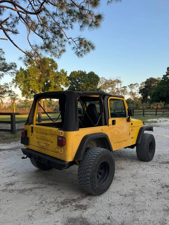 2000 Jeep TJ Wrangler - Image 5 of 8