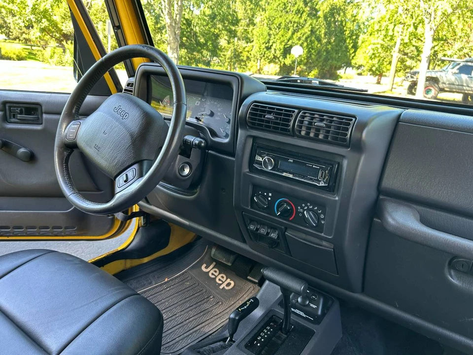 2000 Jeep TJ Wrangler - Image 20 of 24