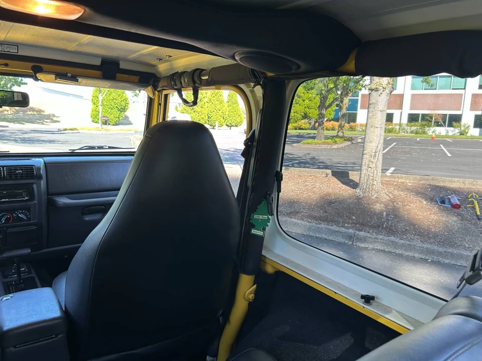 2000 Jeep TJ Wrangler - Image 11 of 24
