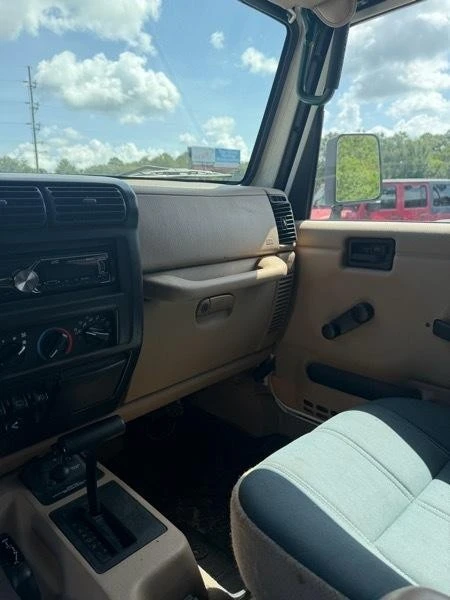 2000 Jeep TJ Wrangler - Image 12 of 13