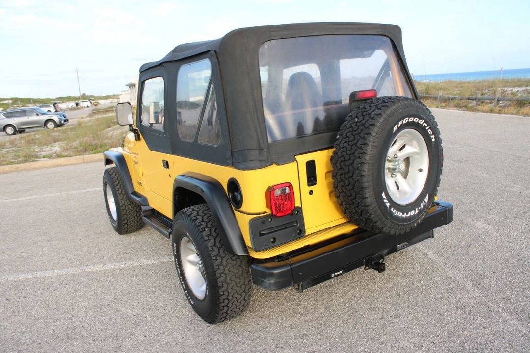2000 Jeep TJ Wrangler - Image 9 of 31