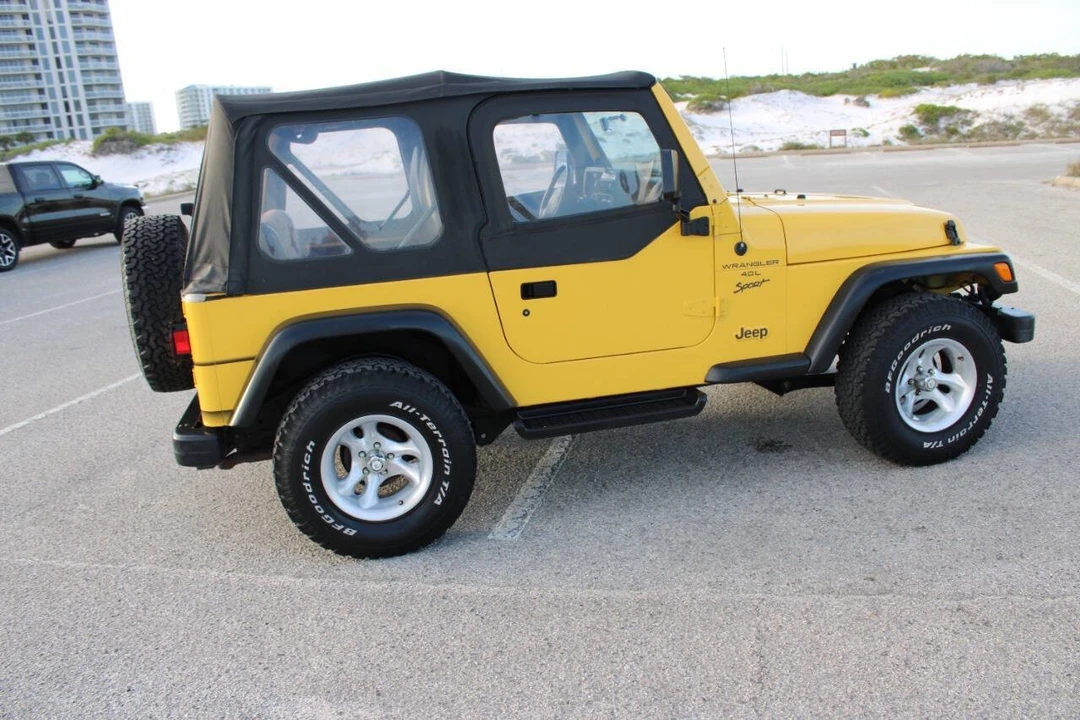 2000 Jeep TJ Wrangler - Image 15 of 31