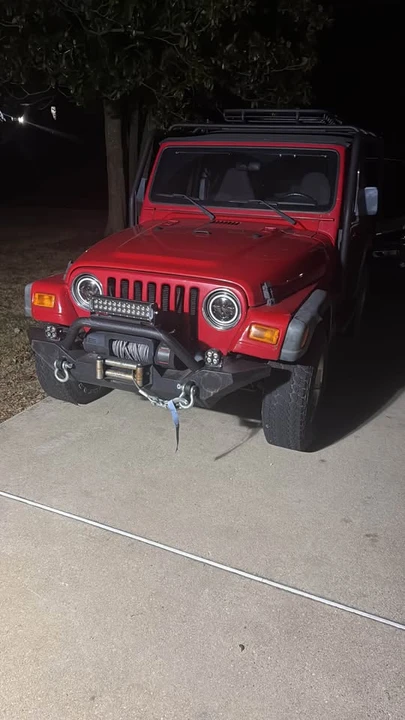 2000 Jeep Wrangler - Image 3 of 13
