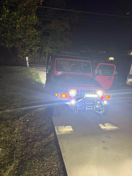 2000 Jeep Wrangler - Image 5 of 13