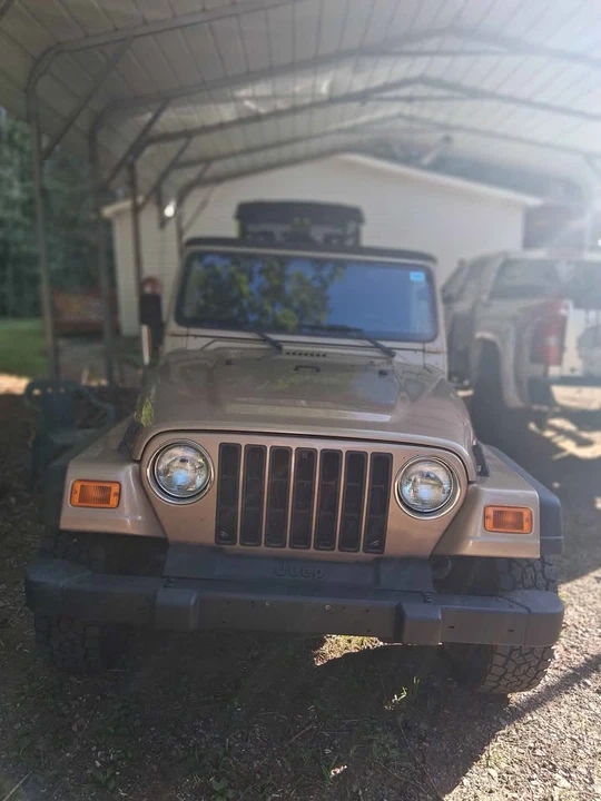 2000 Jeep TJ Wrangler - Image 3 of 8