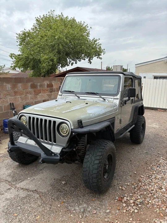 2000 Jeep TJ Wrangler - Image 2 of 11