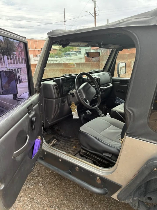 2000 Jeep TJ Wrangler - Image 9 of 11