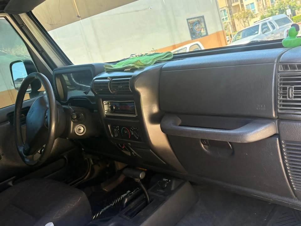 2000 Jeep TJ Wrangler - Image 4 of 5