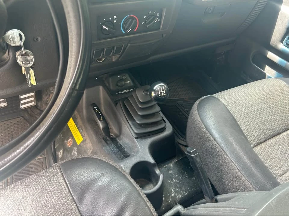 2000 Jeep TJ Wrangler - Image 4 of 8