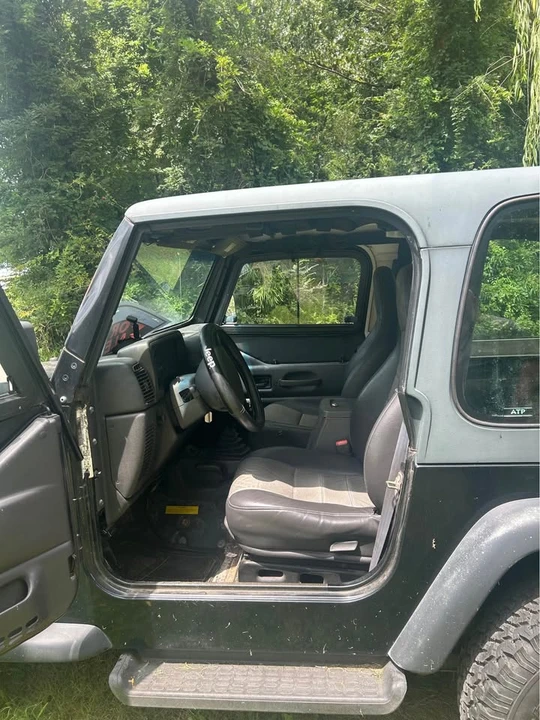 2000 Jeep TJ Wrangler - Image 3 of 8