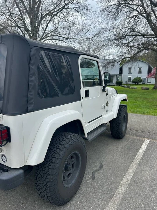 2000 Jeep TJ Wrangler - Image 3 of 23