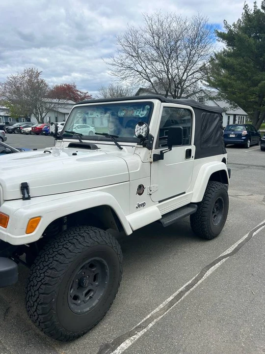 2000 Jeep TJ Wrangler - Image 2 of 23