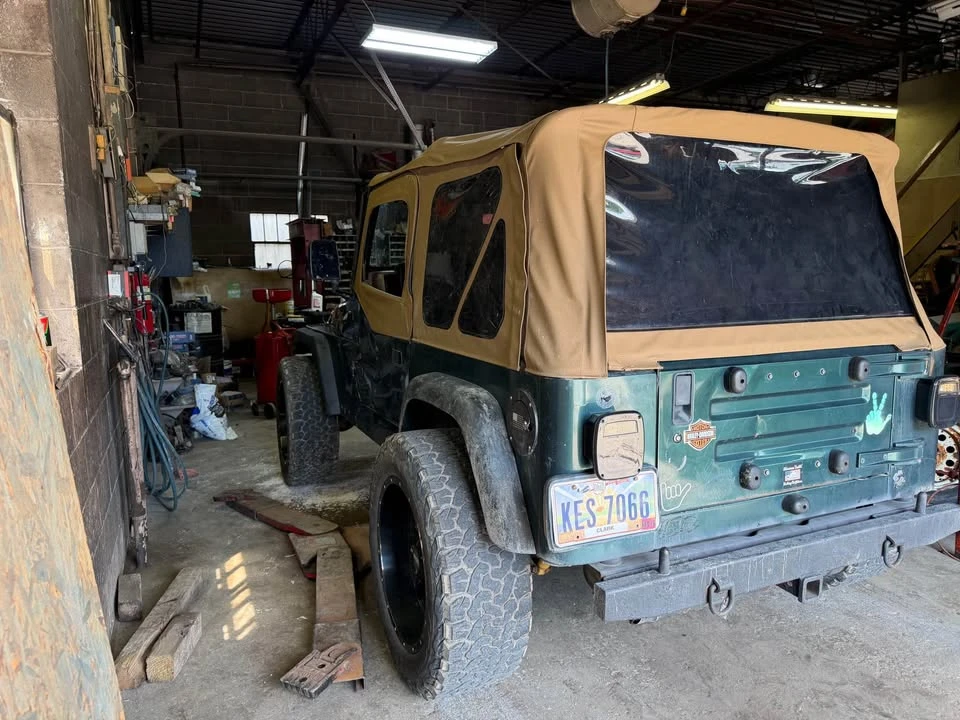 2000 Jeep TJ Wrangler - Image 4 of 18