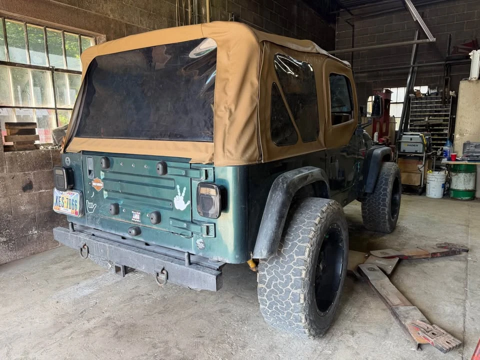2000 Jeep TJ Wrangler - Image 3 of 18