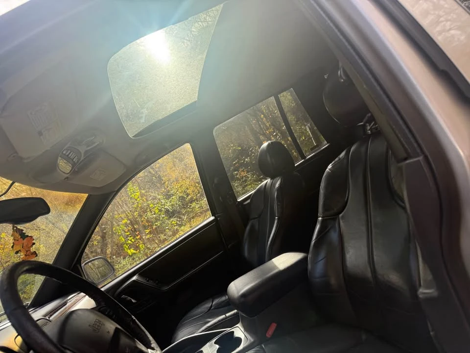 2000 Jeep WJ Grand Cherokee - Image 4 of 12