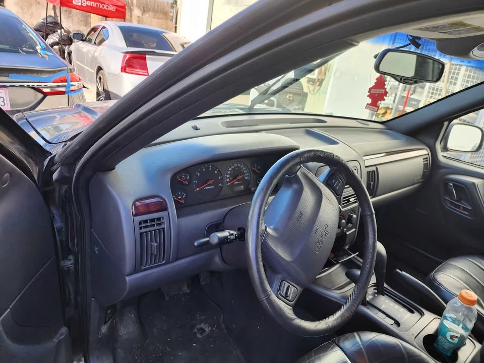 2000 Jeep WJ Grand Cherokee - Image 5 of 10