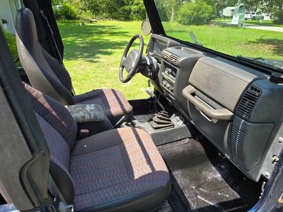 2000 Jeep TJ Wrangler - Image 9 of 13