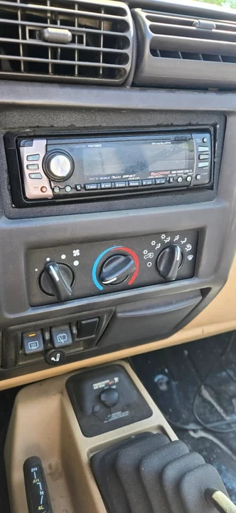 2000 Jeep TJ Wrangler - Image 10 of 19