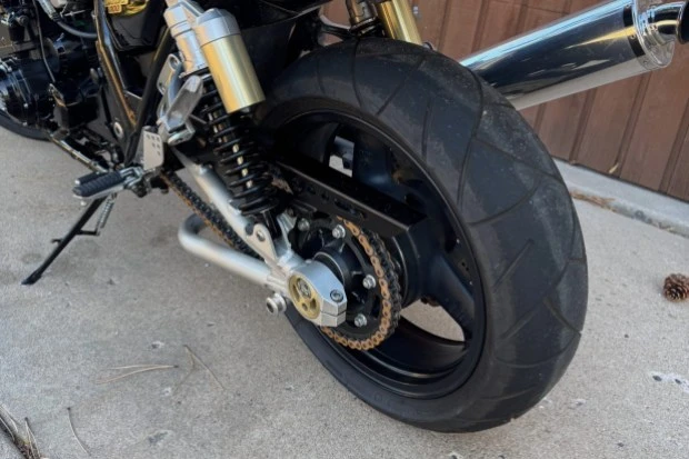2000 Kawasaki ZRX1100 - Image 6 of 6