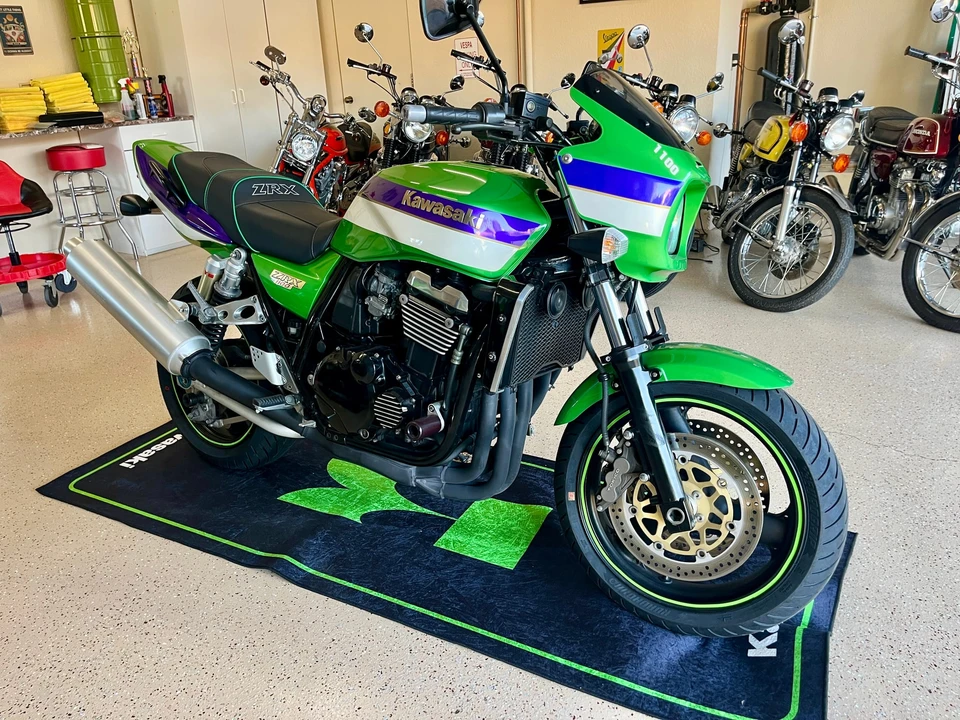 2000 Kawasaki ZRX1100 - Image 7 of 31