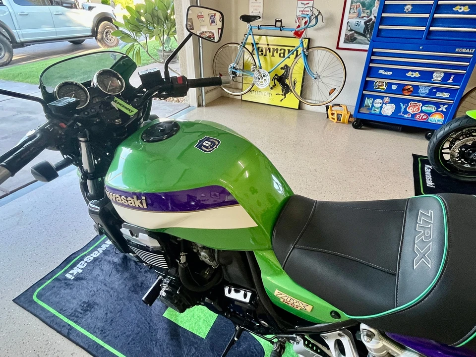 2000 Kawasaki ZRX1100 - Image 27 of 31